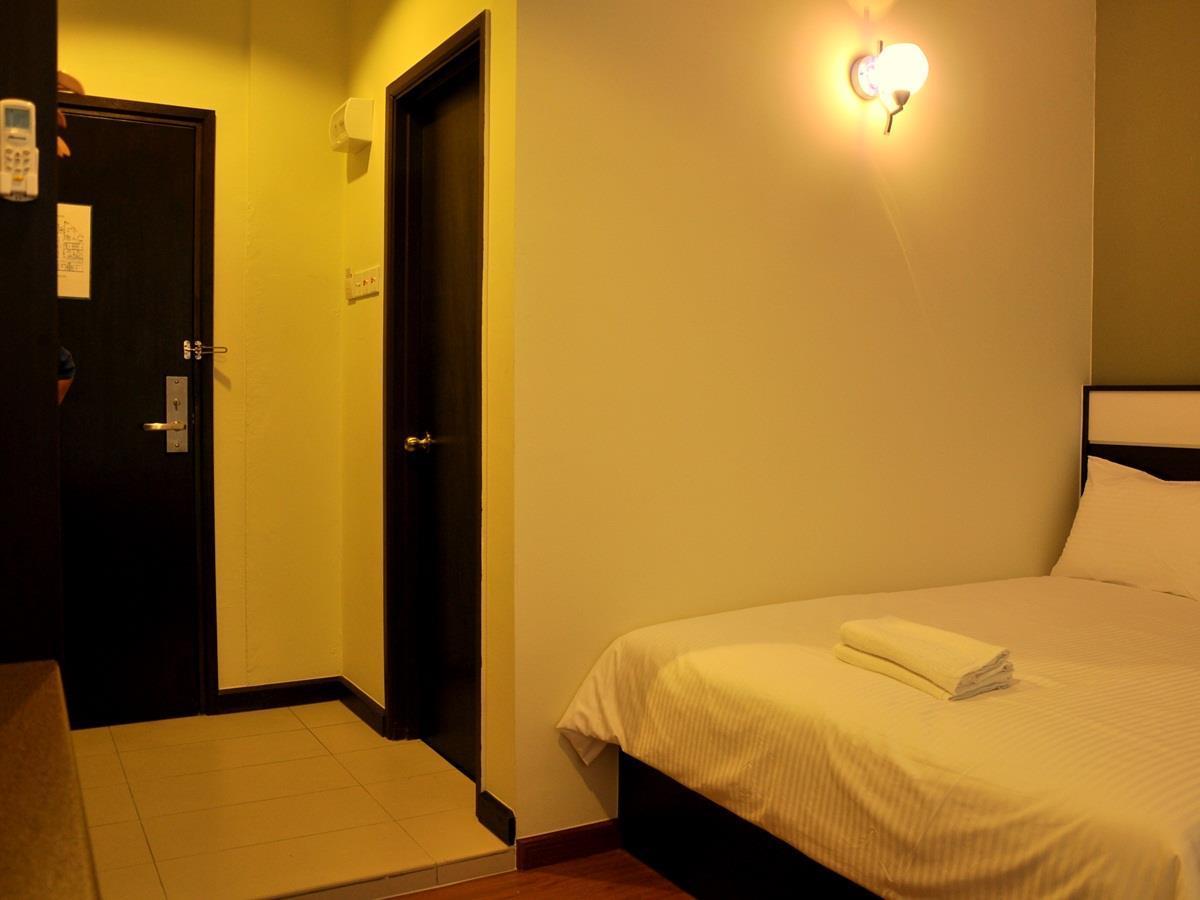 Hotel Zamburger Taman Kapar - Previously Grand Kapar Hotel Bagian luar foto